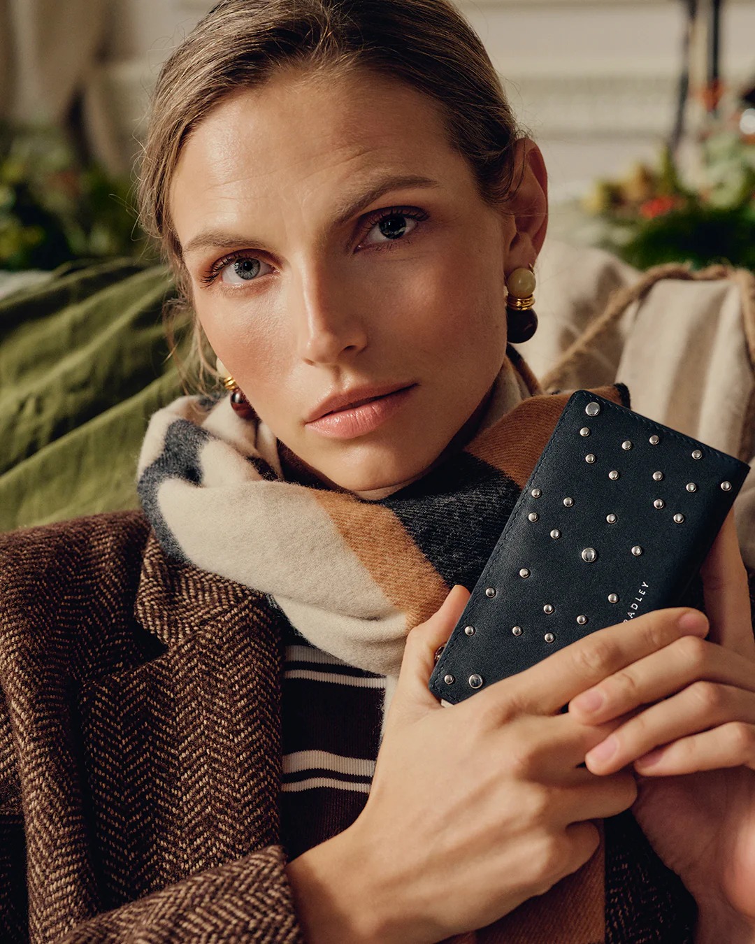 radley coin street edition – zip top medium purse